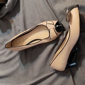 Amelia Grace adorable wedges, new without tags